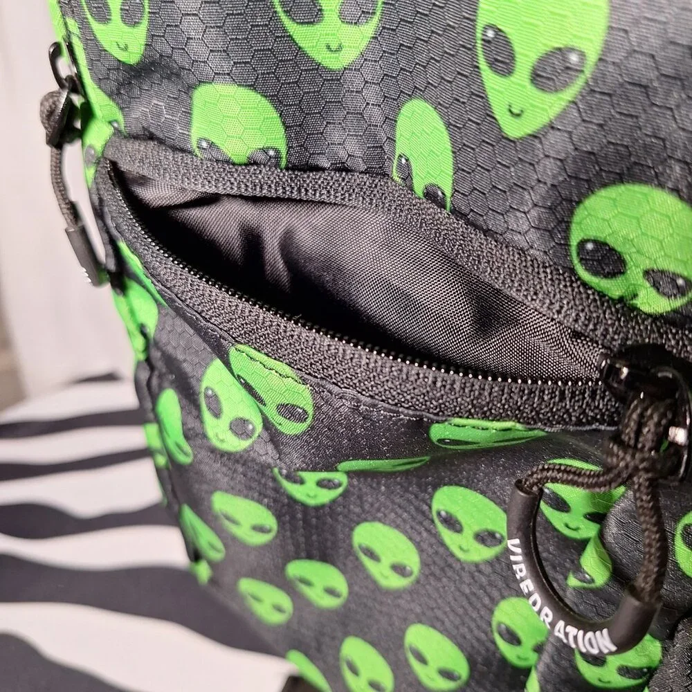 Vibedration Hydration Backpack w/o bladder - Aliens - Used